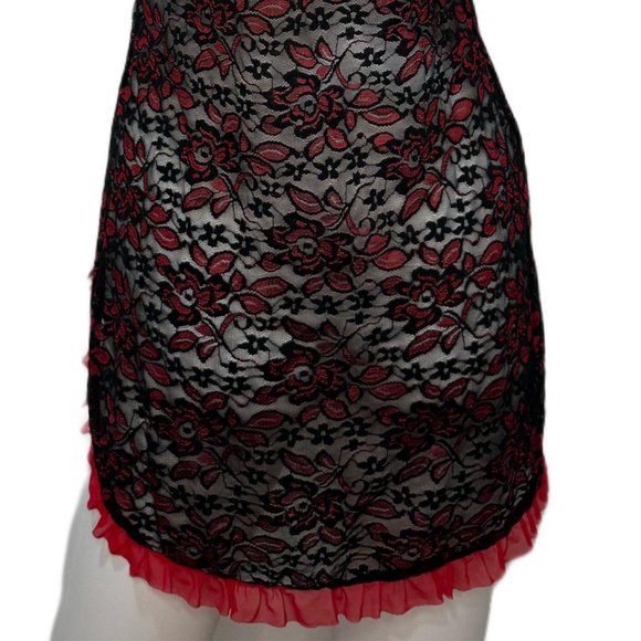 Exotic Black Lace Slip Dress - Picture 6 of 7